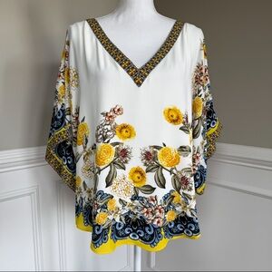 White House Black Market White and Yellow Floral Blouse Size Small